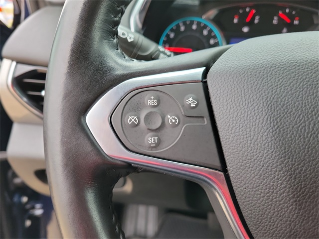 2022 Chevrolet Traverse LT Blue at AutoSavvy Houston Southwest