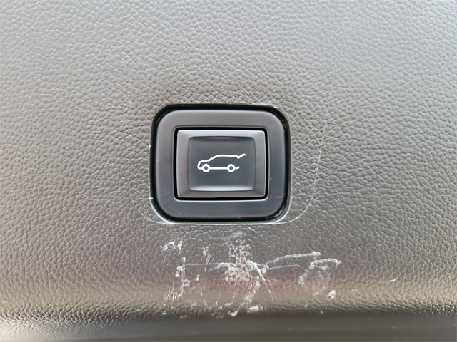 2022 Chevrolet Traverse LT Blue at AutoSavvy Houston Southwest