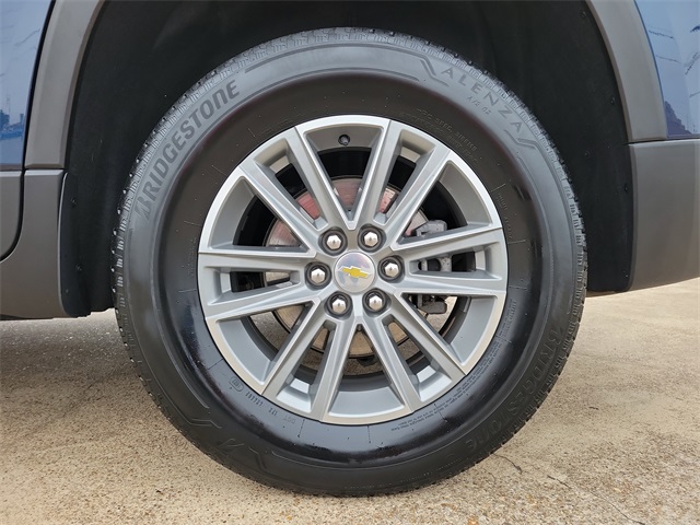 2022 Chevrolet Traverse LT Blue at AutoSavvy Houston Southwest