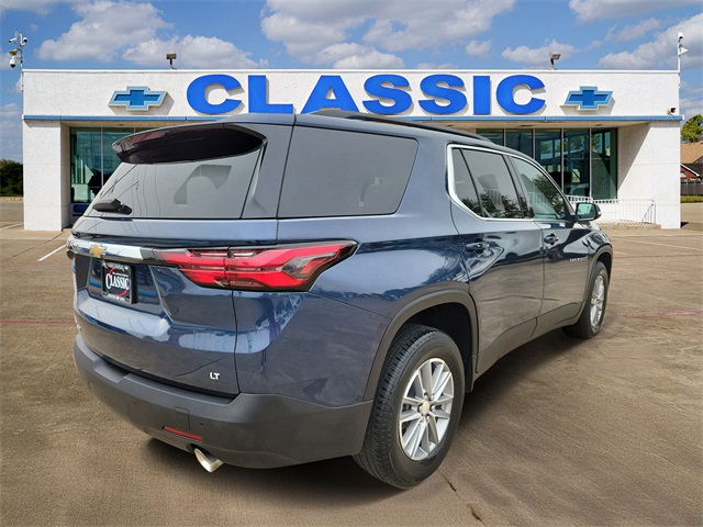 2022 Chevrolet Traverse LT Blue at AutoSavvy Houston Southwest