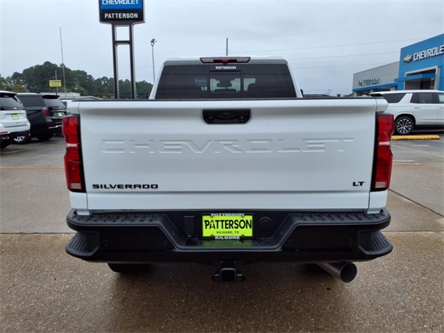 2026 Chevrolet Silverado 2500HD Custom photo 2