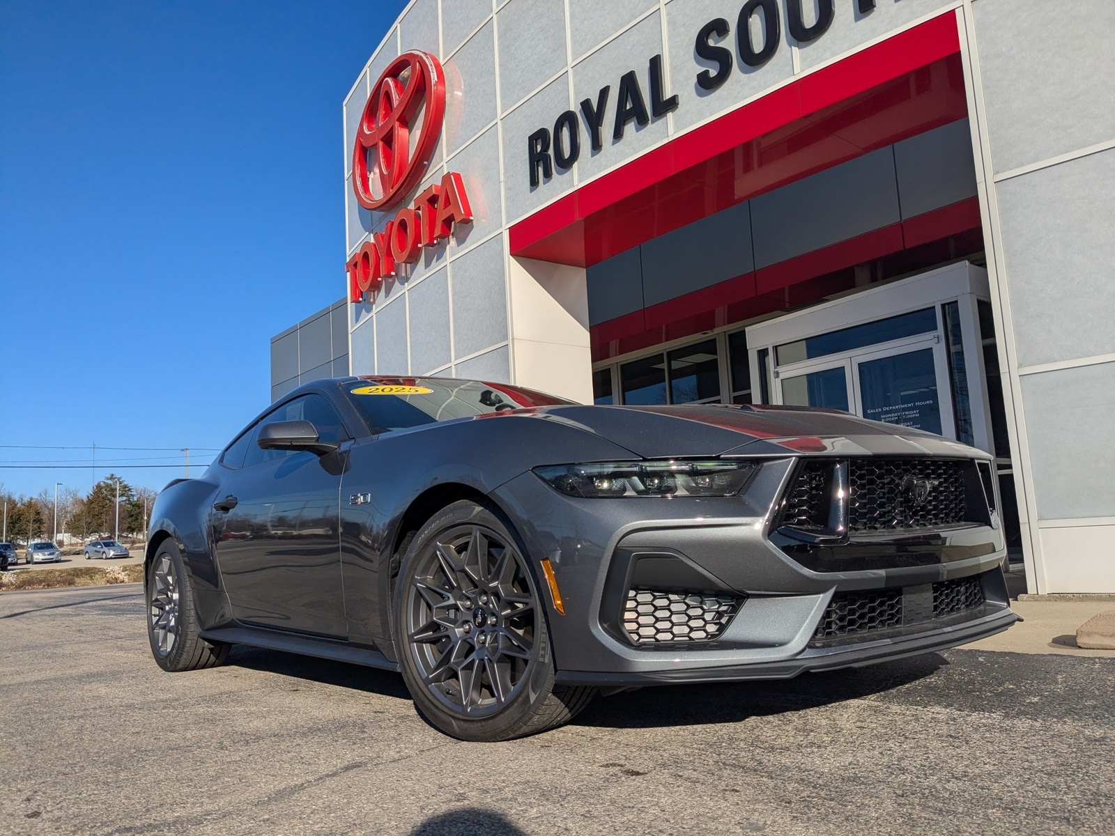 2025 Ford Mustang GT Premium Fastback RWD