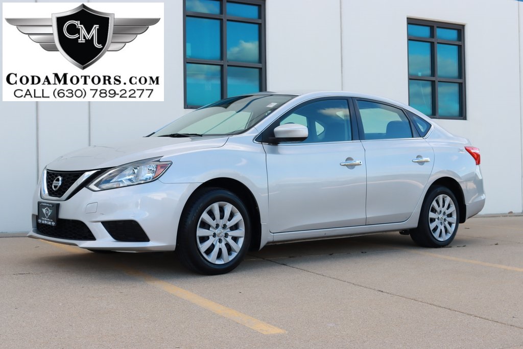 2017 Nissan Sentra S's photo