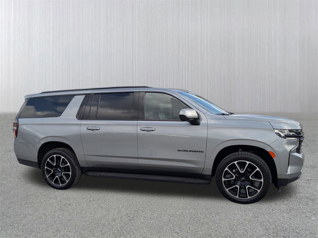2024 Chevrolet Suburban RST RWD