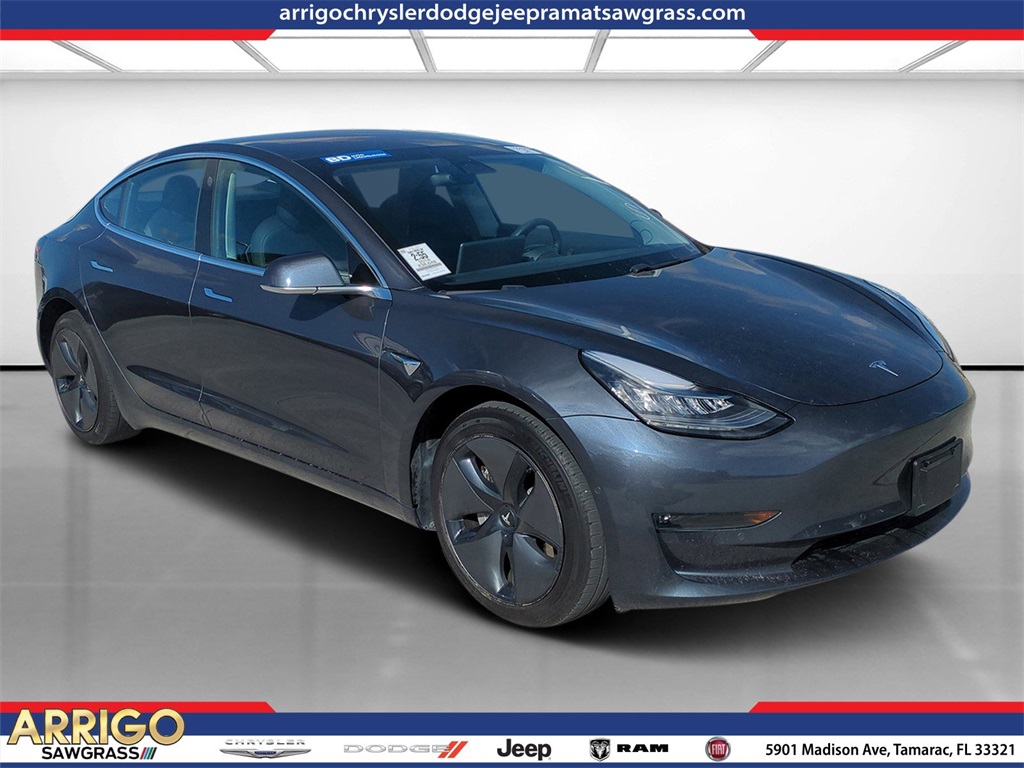 2018 Tesla Model 3 Long Range's photo