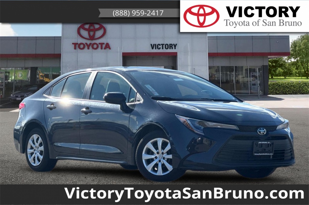 2025 Toyota Corolla LE FWD