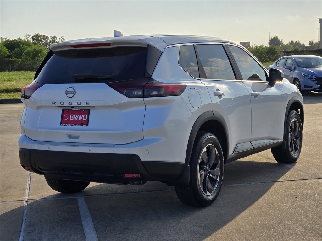 2026 Nissan Rogue SV - 2