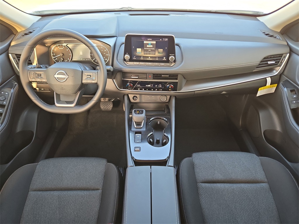 2026 Nissan Rogue SV - 4