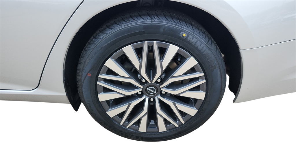 2024 Nissan Altima