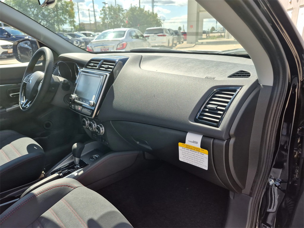 2025 Mitsubishi Outlander Sport 2.0 LE Silver at North Houston Mitsubishi