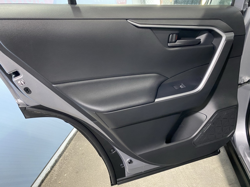 Thumbnail: 2025 Toyota RAV4 - 23