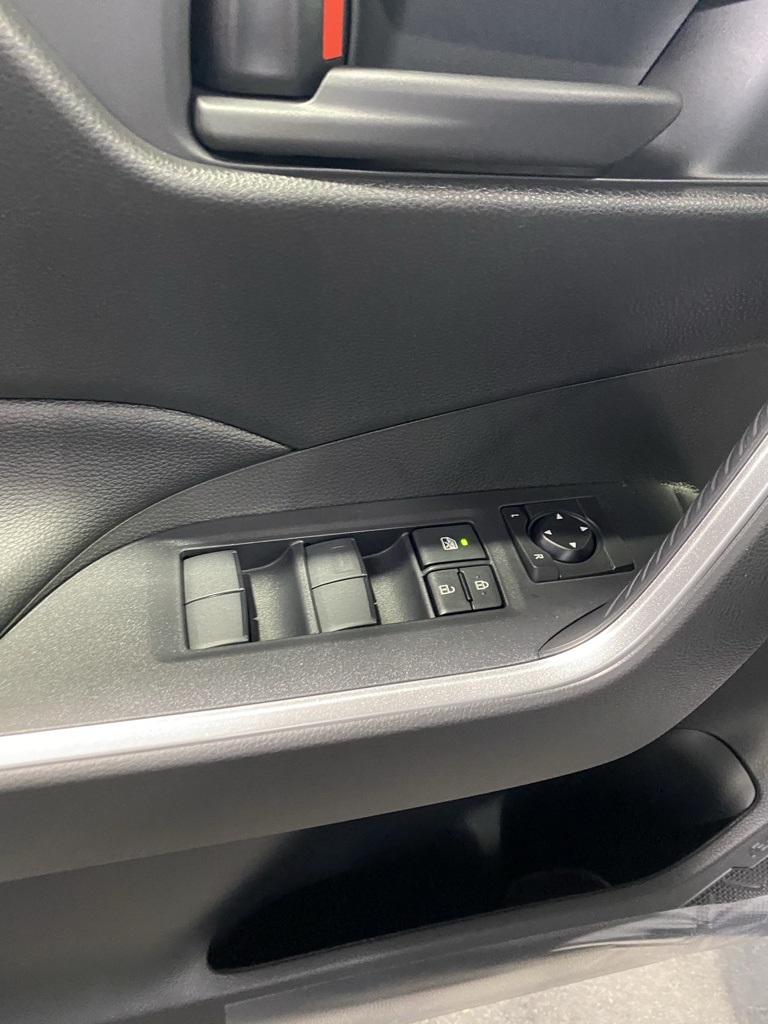 Thumbnail: 2025 Toyota RAV4 - 29