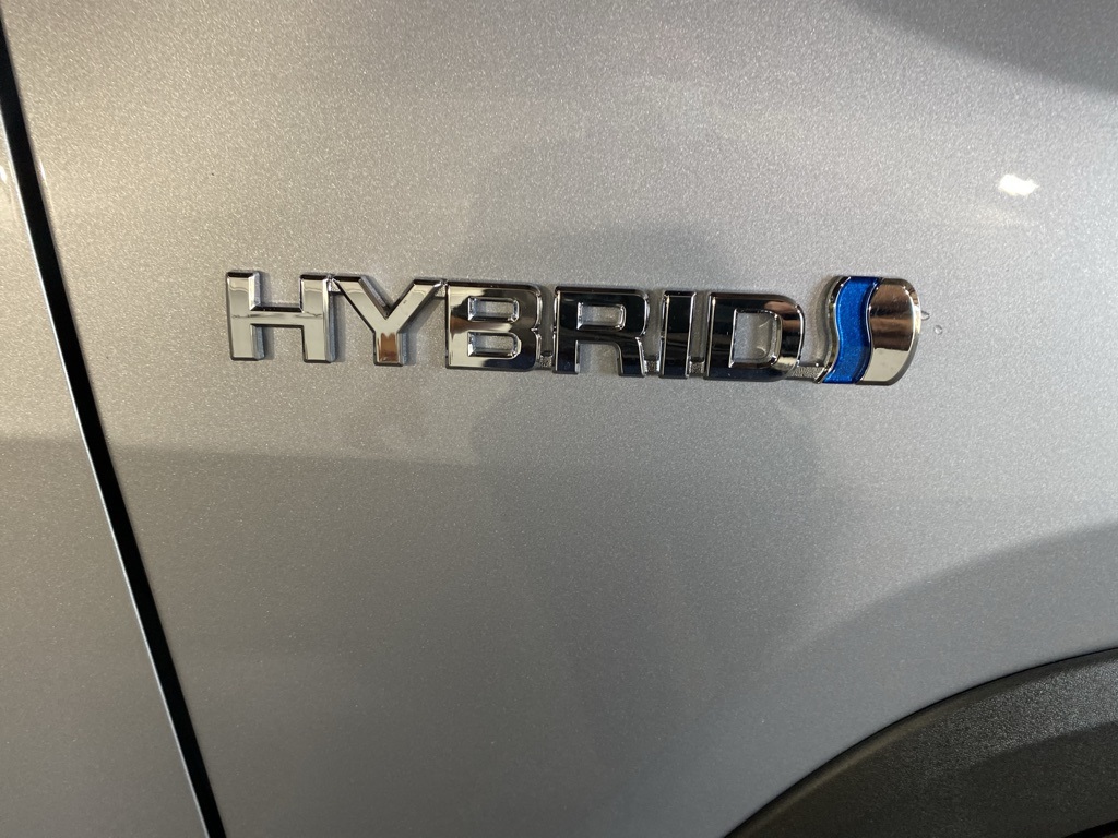 Thumbnail: 2025 Toyota RAV4 - 9