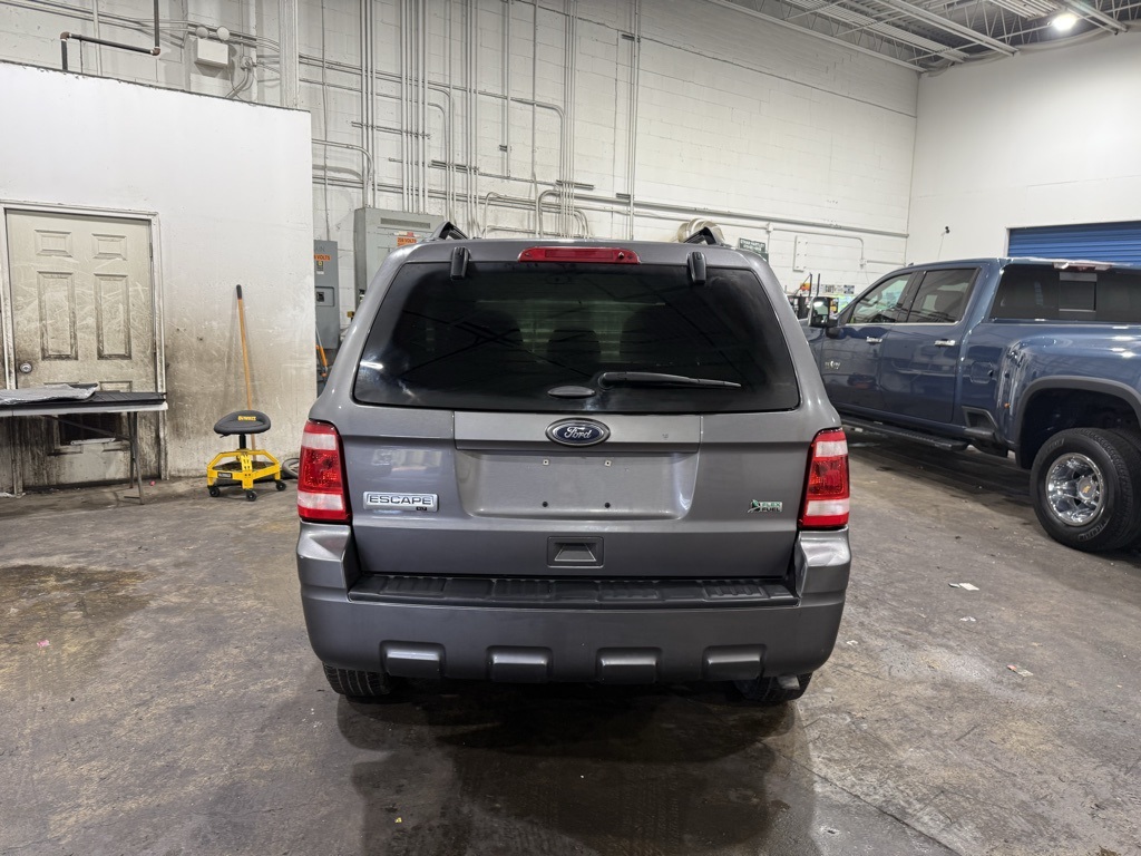 2012 Ford Escape XLT photo 4