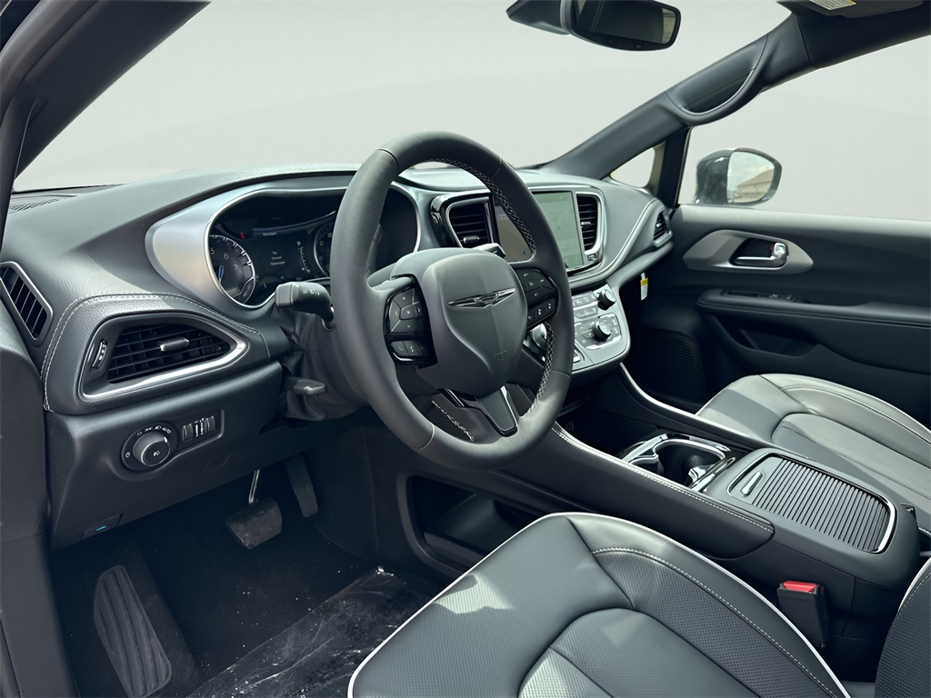 2025 Chrysler Pacifica