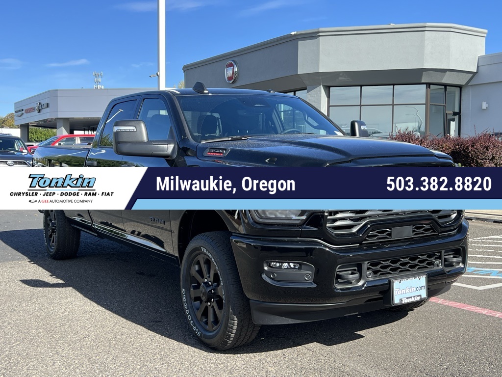 2026 RAM 3500 Big Horn Crew Cab LB 4WD