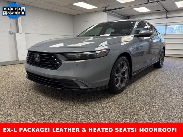 2018 Toyota Camry SE XLE photo 3