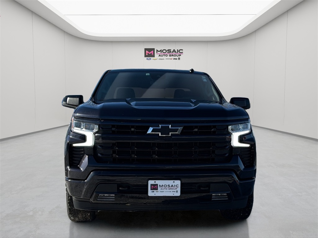 Used 2022 Chevrolet Silverado 1500 RST with VIN 3GCUDEED6NG585989 for sale in Zumbrota, Minnesota