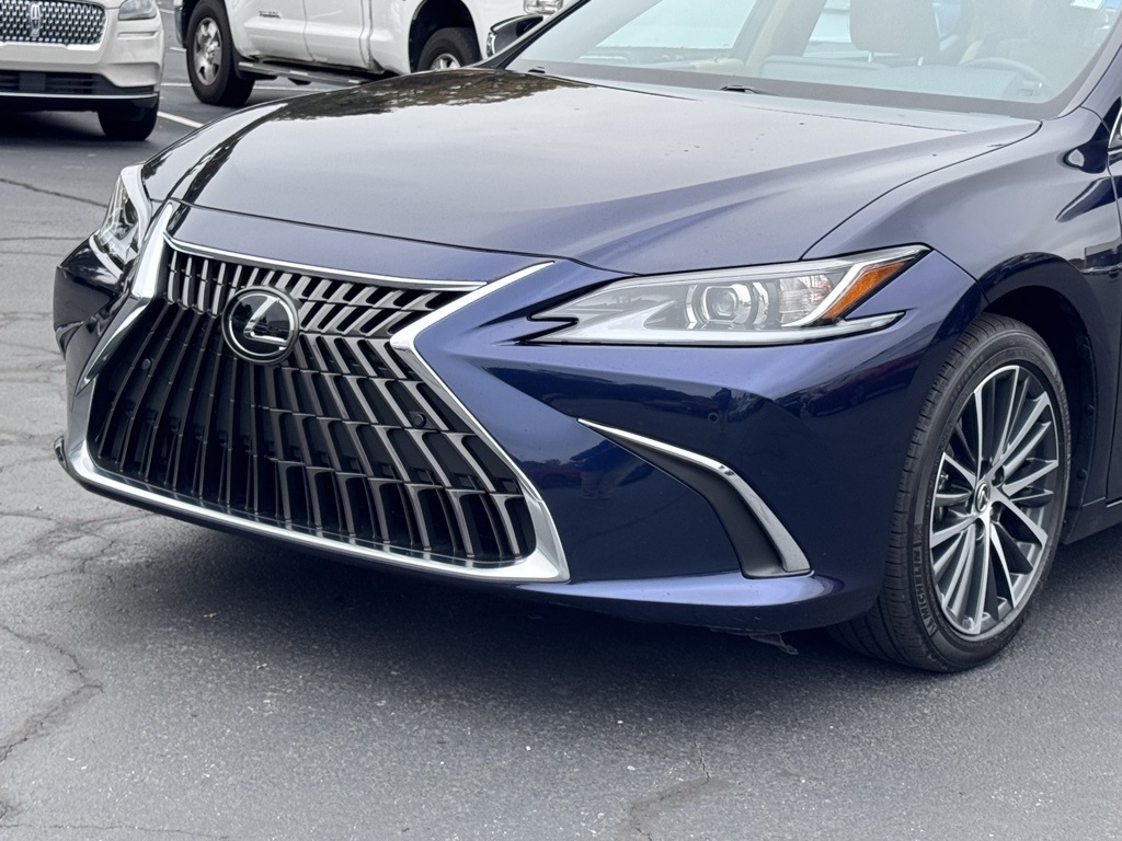 LexusES38