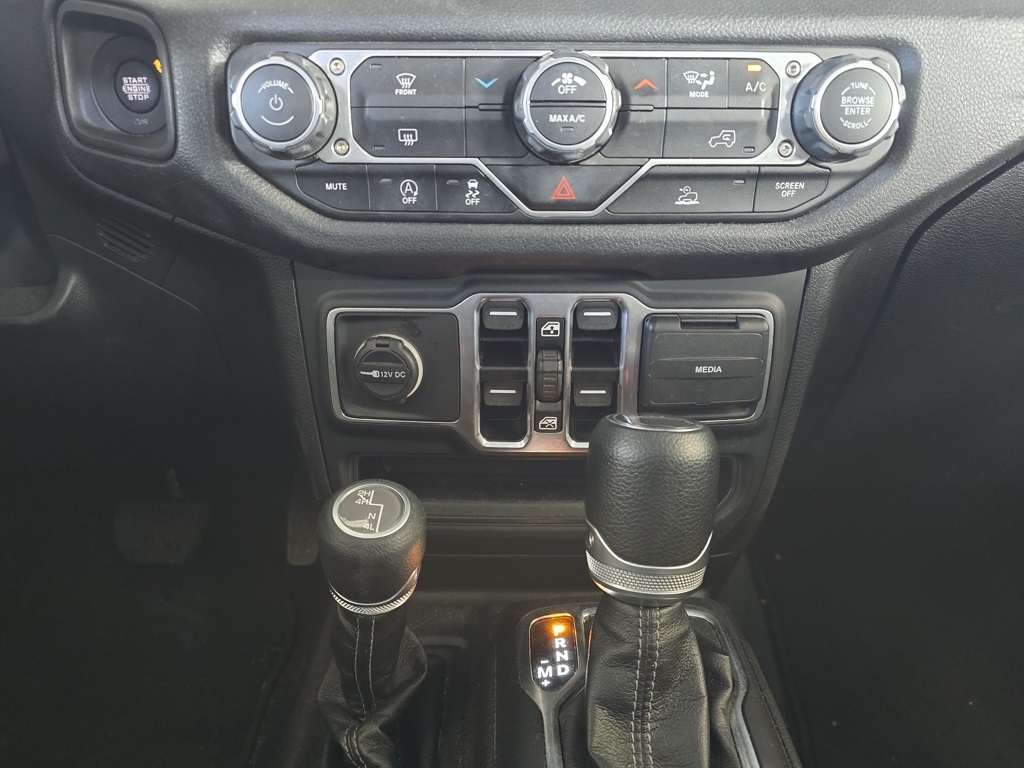 Thumbnail: 2024 Jeep Gladiator - 16