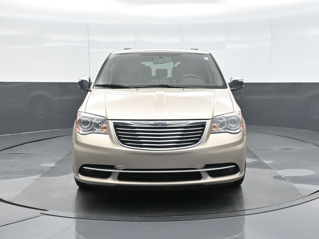 Used 2012 Chrysler Town & Country Limited with VIN 2C4RC1GG1CR387076 for sale in Kansas City