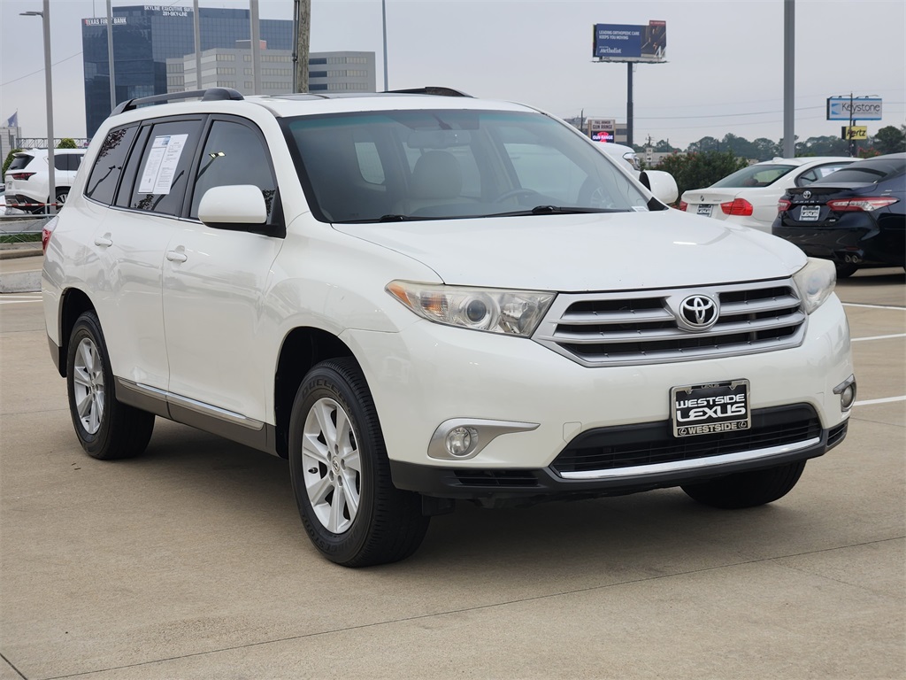2011 Toyota Highlander SE White at Emmons Autoplex