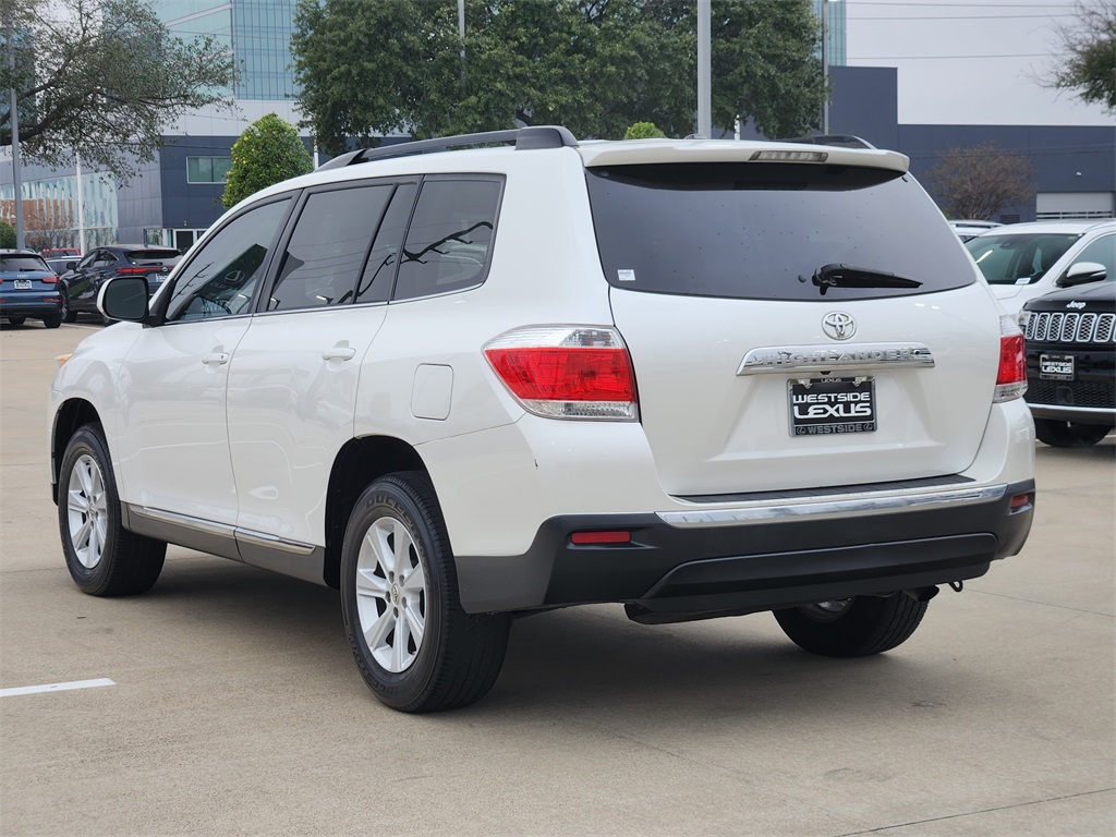 2011 Toyota Highlander SE White at Emmons Autoplex