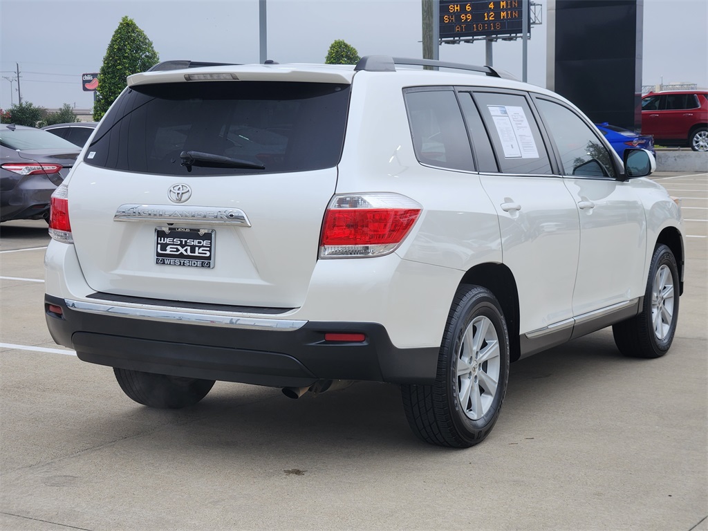 2011 Toyota Highlander SE White at Emmons Autoplex