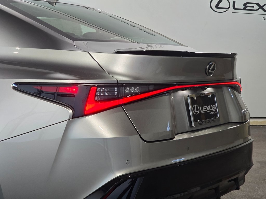 Thumbnail: 2025 Lexus IS - 10