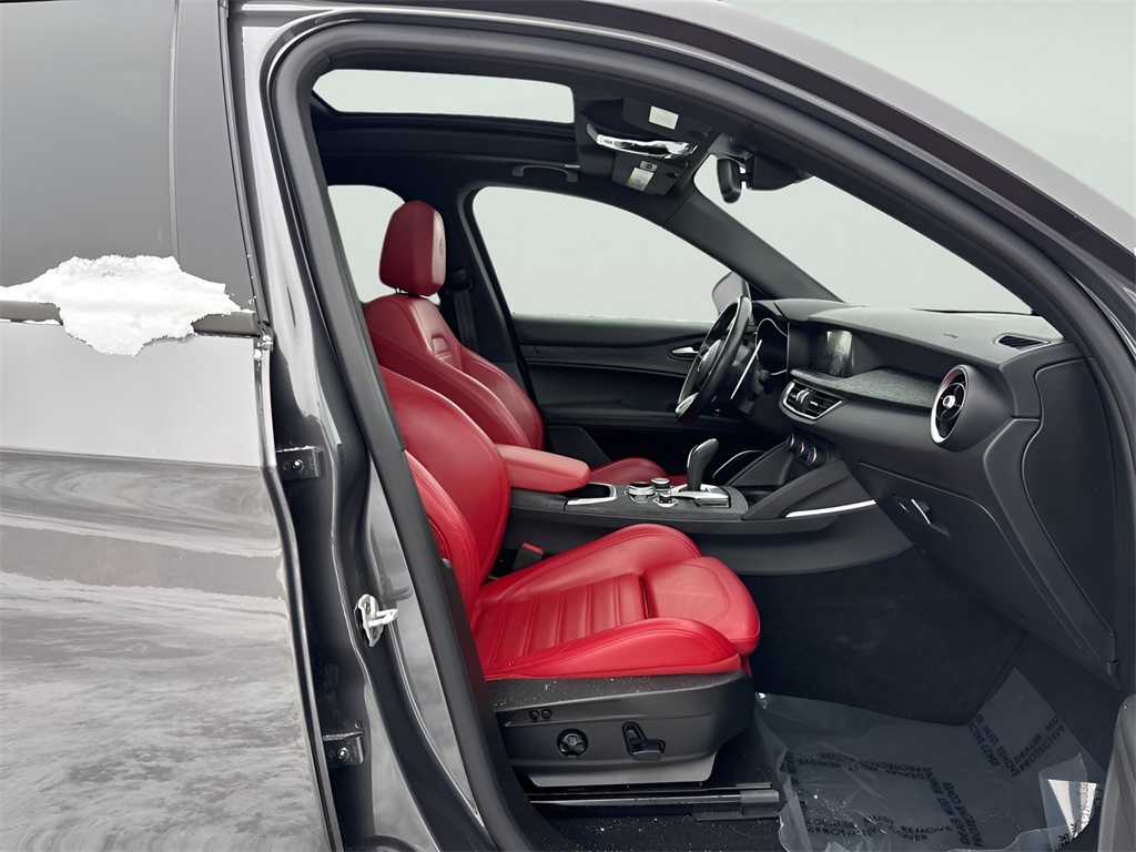2022 Alfa Romeo Stelvio