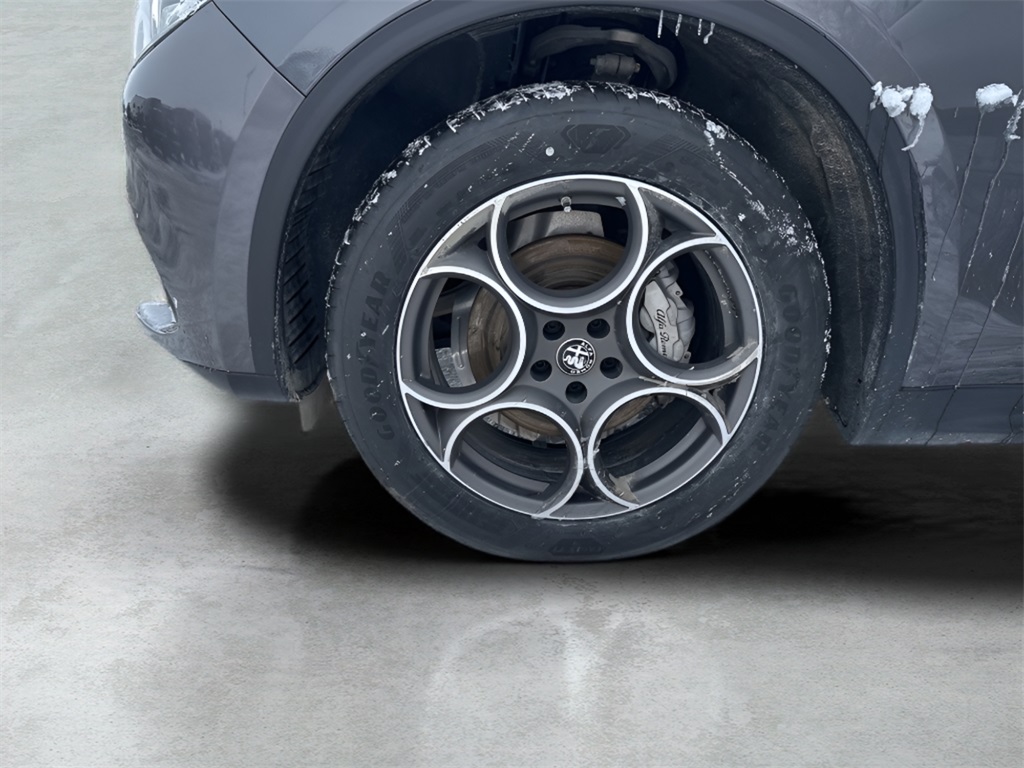 2022 Alfa Romeo Stelvio