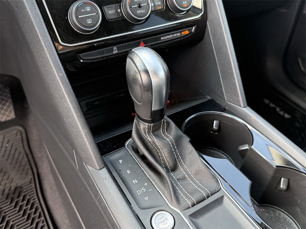 2022 Volkswagen Atlas 3.6L V6 SE w/Technology Gray at Monument Chevrolet