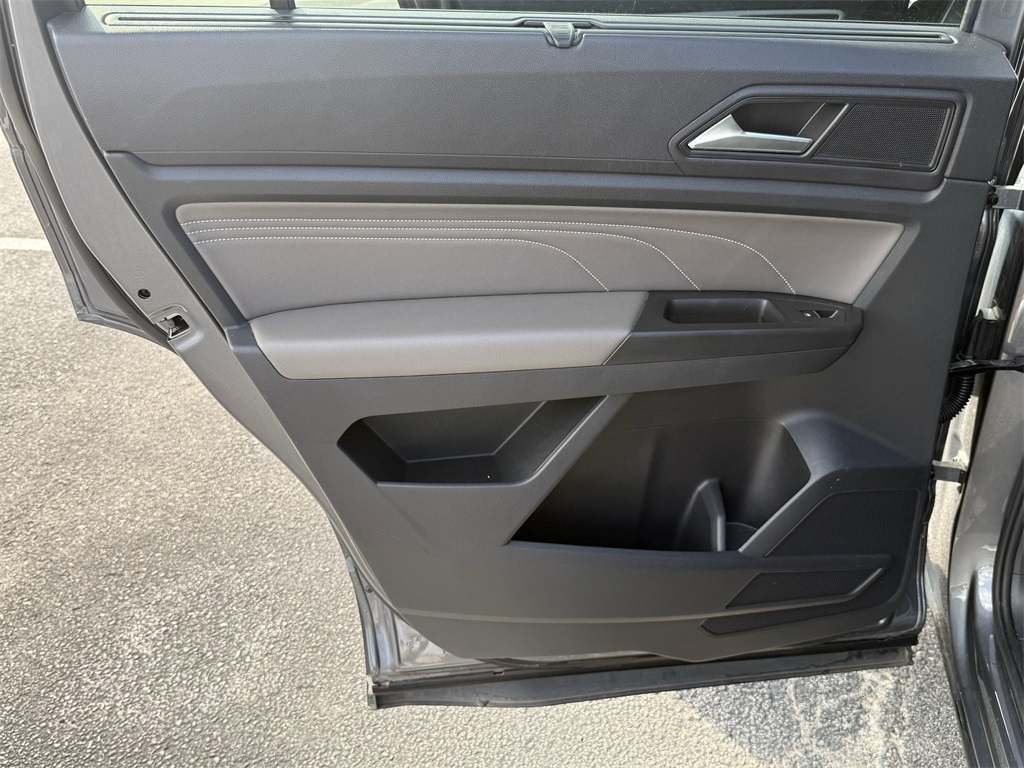 2022 Volkswagen Atlas 3.6L V6 SE w/Technology Gray at Monument Chevrolet