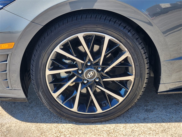 2020 Hyundai Sonata SEL Plus Gray at Bayshore Chrysler Jeep Dodge Ram