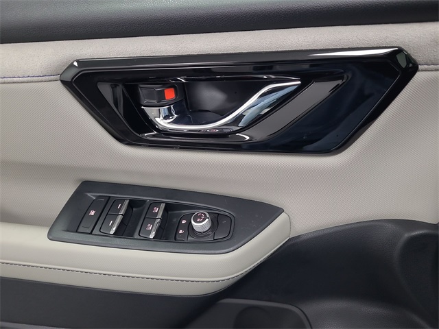 2025 – Subaru – Forester Hybrid