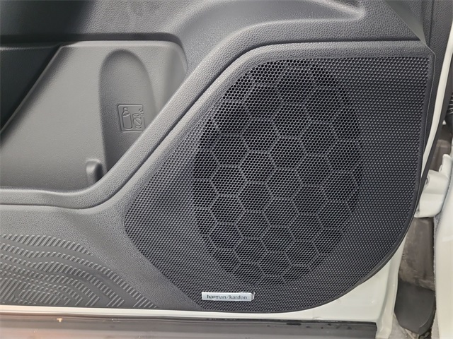 2025 – Subaru – Forester Hybrid