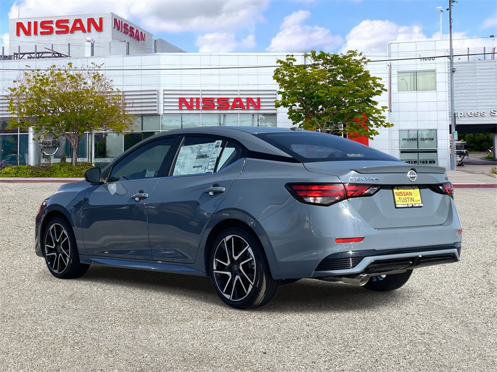 2025 Nissan Sentra SR photo 2