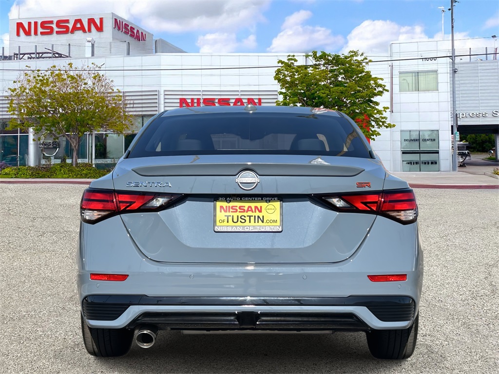 2025 Nissan Sentra SR photo 3