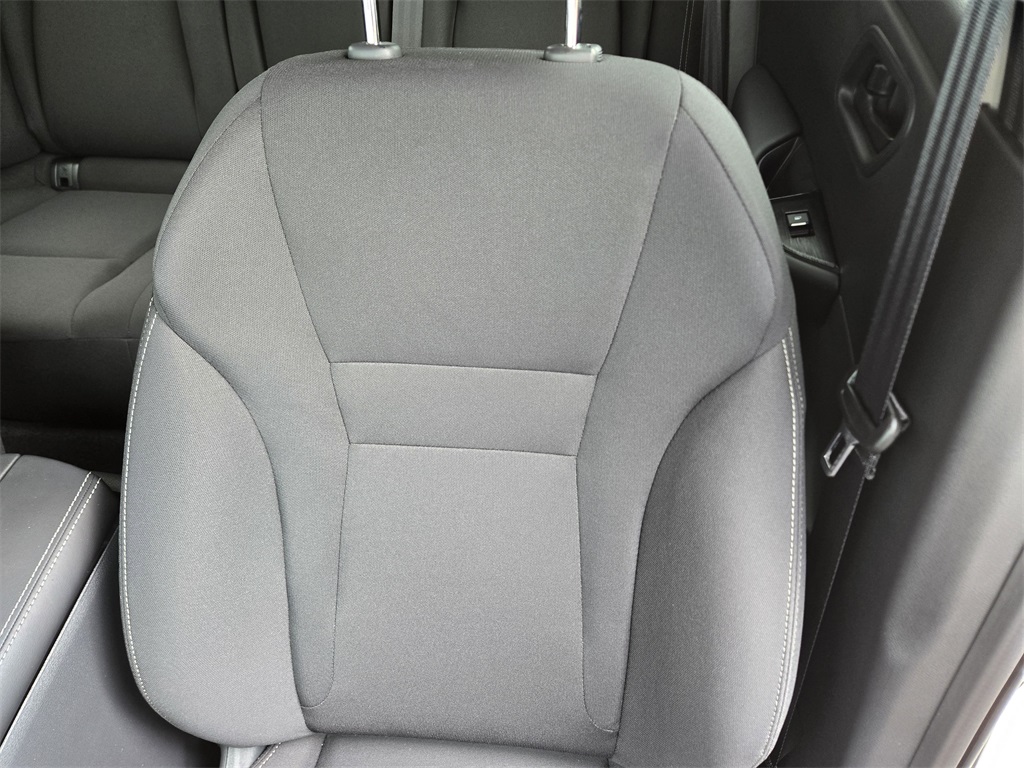 2026 Nissan Rogue S - 8