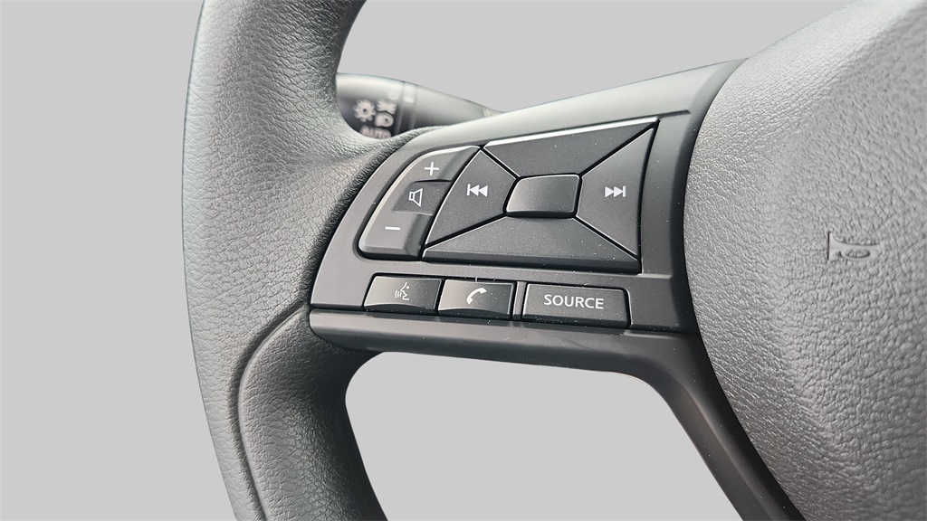 2025 Nissan Kicks Play