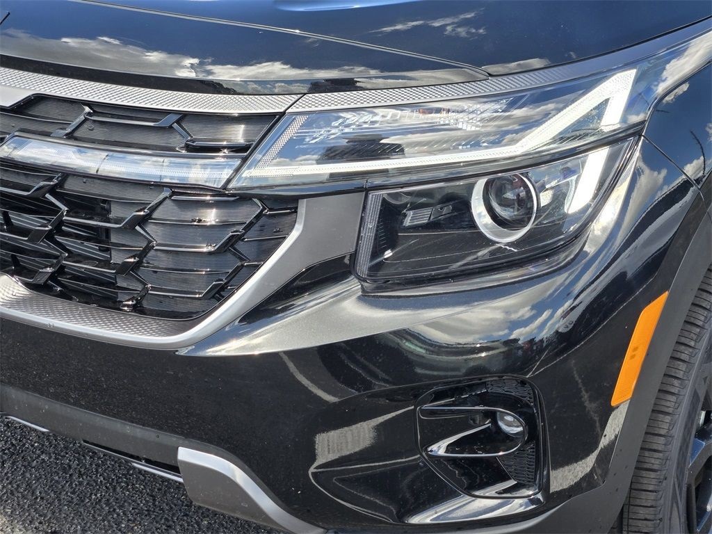 2025 Kia Seltos X-Line Black at Shottenkirk Kia Fort Bend