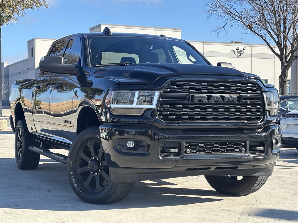2022 RAM 2500 Big Horn Crew Cab 4WD