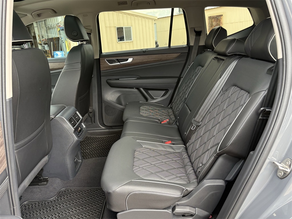 2025 Volkswagen Atlas 2.0T SEL Premium R-Line Gray at DeMontrond Auto Country