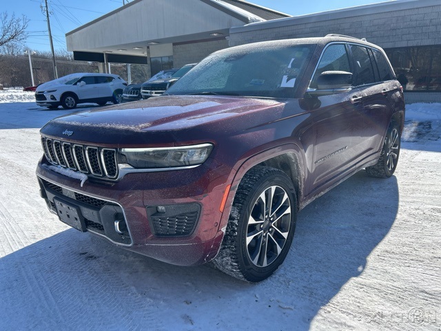 2022 Jeep Grand Cherokee Overland 4WD