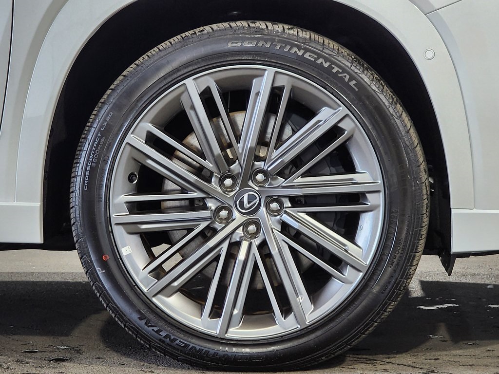 Thumbnail: 2026 Lexus TX - 4