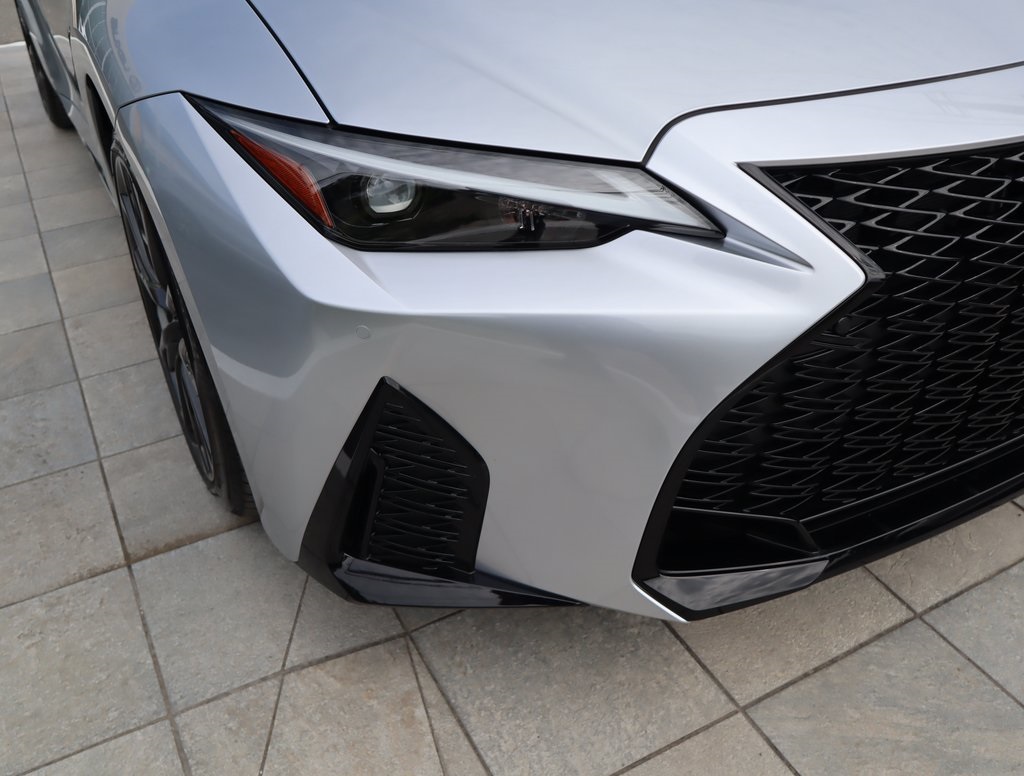 Thumbnail: 2025 Lexus IS - 17