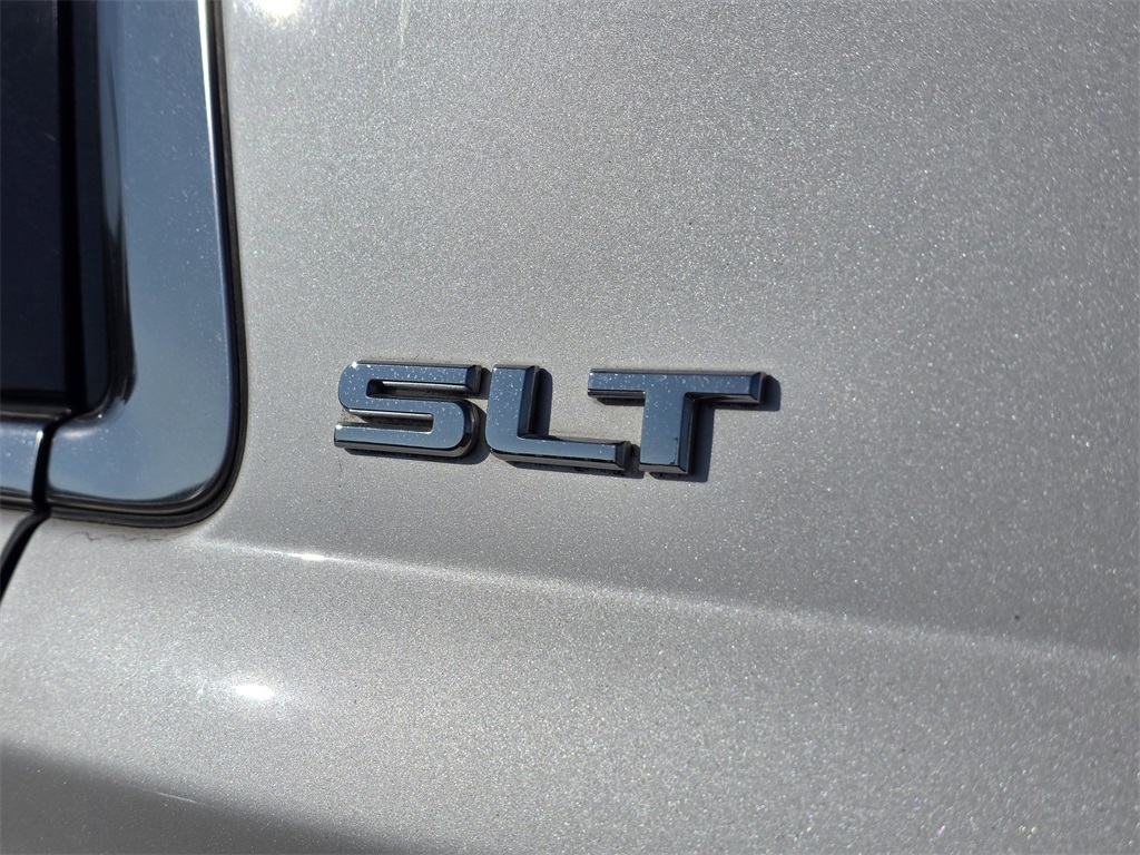 2019 GMC Yukon SLT White at Classic Elite Chevrolet Sugar Land