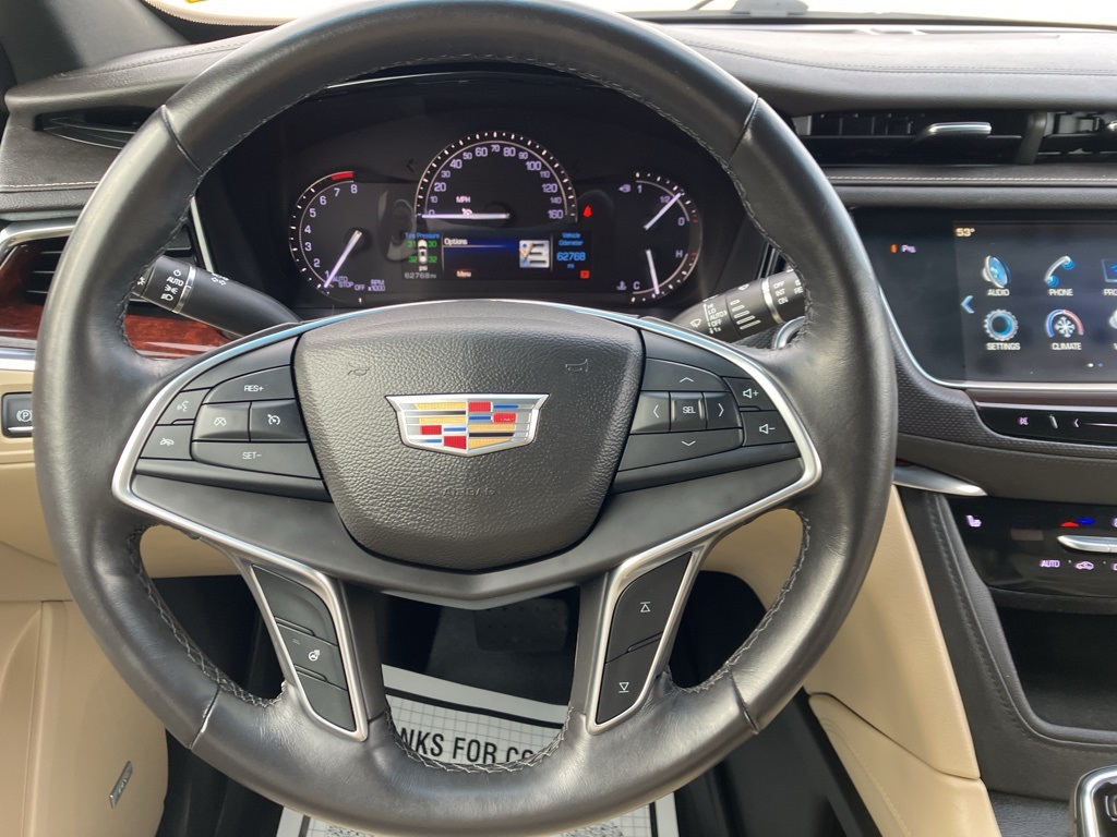 CadillacXT517