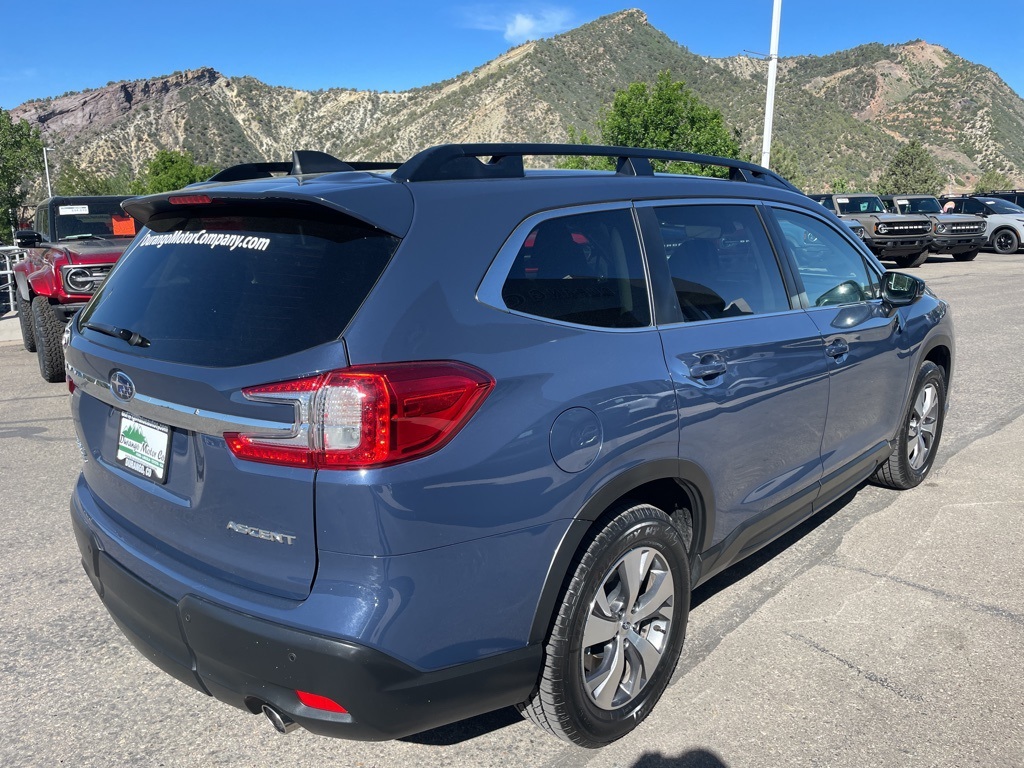2024 Subaru Ascent Premium photo 7