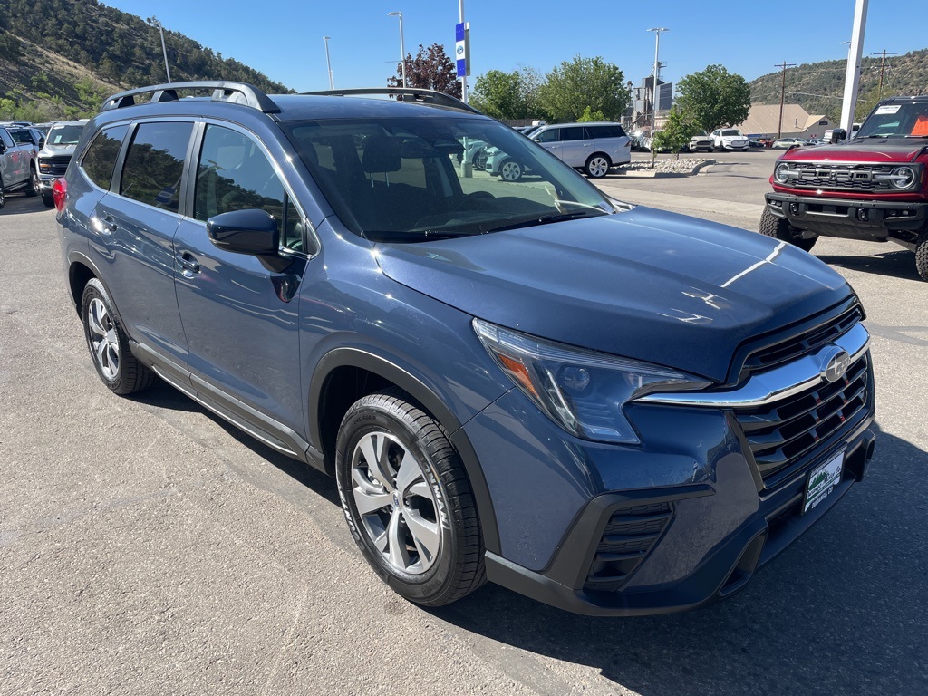 2024 Subaru Ascent Premium photo 9